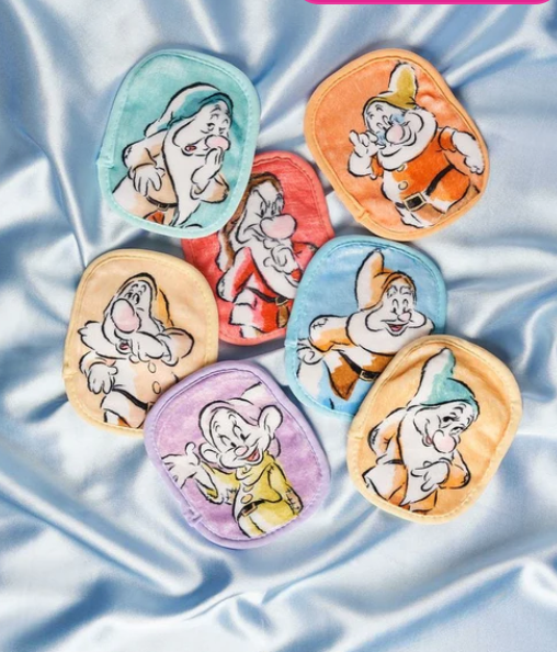 Snow White 7 Day Set